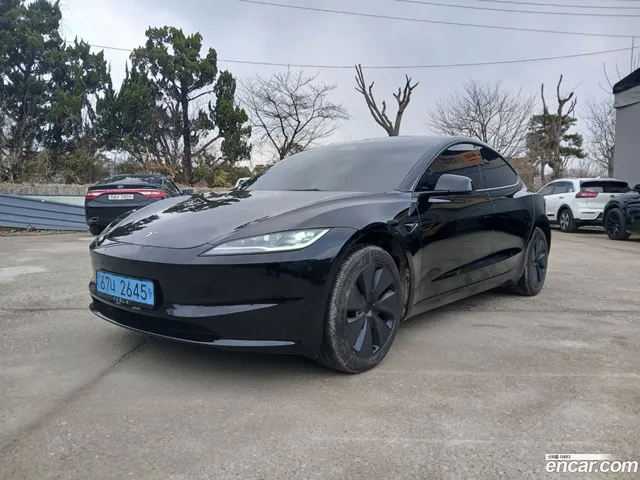 Tesla Model 3 AWD — миниатюра 1