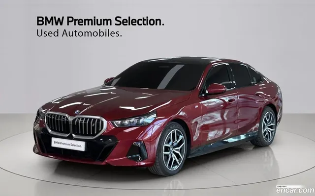 BMW i5 (G60) xDrive 40 M — миниатюра 1