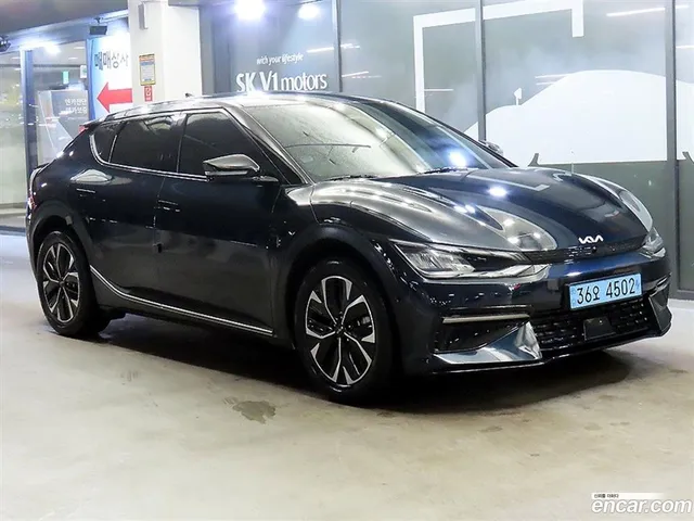 Kia EV6 — миниатюра 1