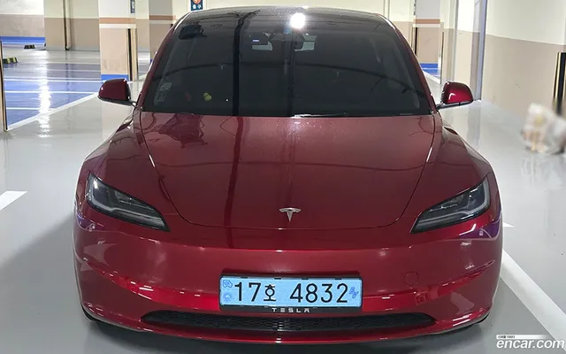 Tesla Model 3 AWD — миниатюра 1