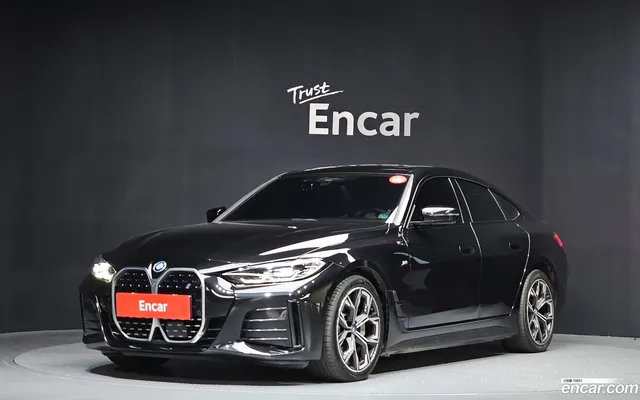 BMW i4 eDrive40 M — миниатюра 1