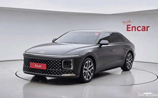 Hyundai Grandeur Hybrid (GN7) — миниатюра 1