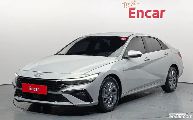 Hyundai Avante CN7 Hybrid — миниатюра 1