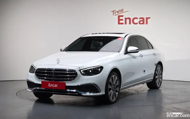 Mercedes-Benz E-Class (W213) E350 4MATIC — миниатюра 1