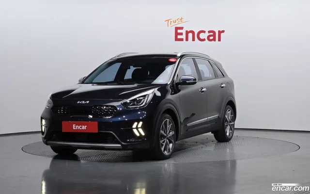 Kia Niro 1.6 HEV — миниатюра 1