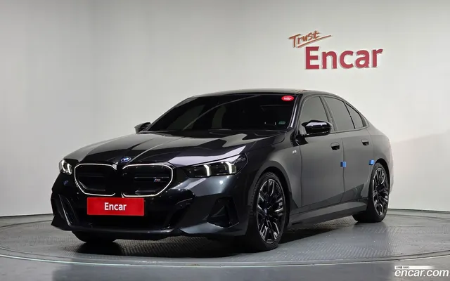 BMW i5 (G60) M60 xDrive — миниатюра 1