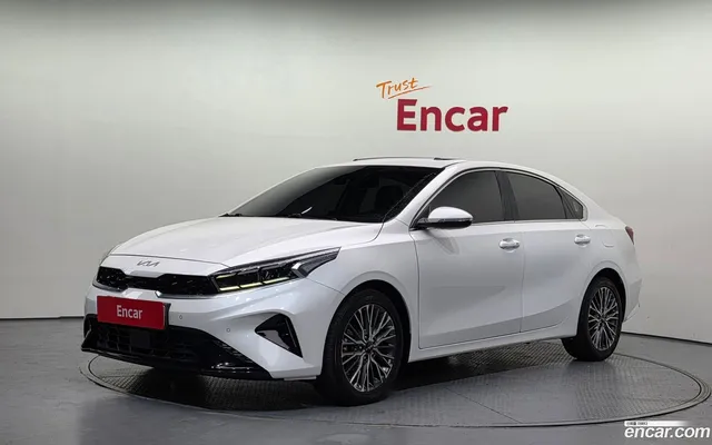 Kia K3 1.6 — миниатюра 1