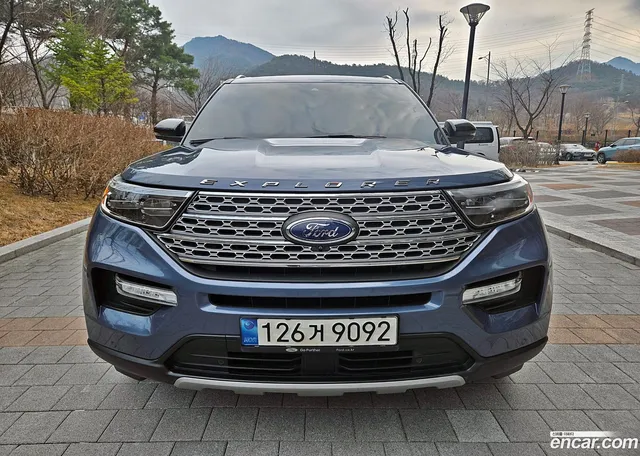Ford Explorer 2.3 4WD — миниатюра 1