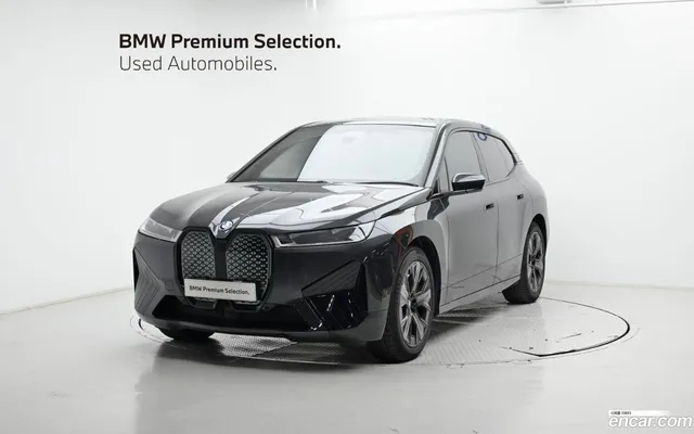 BMW iX xDrive50 — миниатюра 1