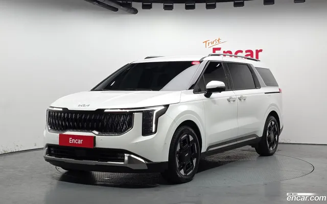 Kia Carnival HEV 9 — миниатюра 1