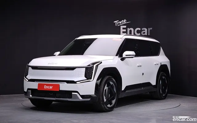 Kia EV9 2WD — миниатюра 1
