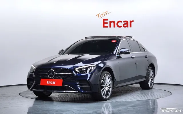 Mercedes-Benz E-Class (W213) E350 4MATIC AMG Line — миниатюра 1