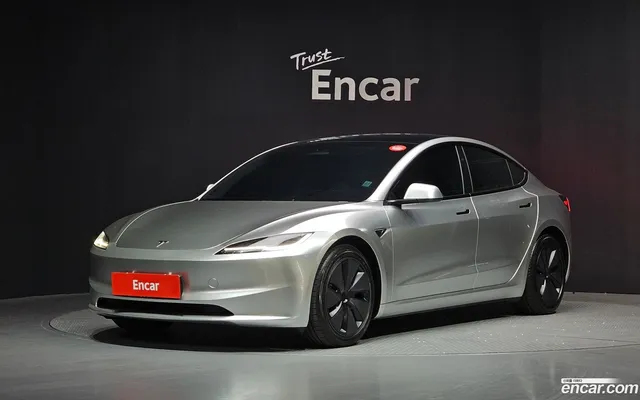 Tesla Model 3 AWD — миниатюра 1