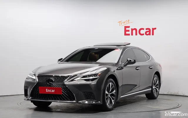 Lexus LS500 5 3.5 AWD — миниатюра 1