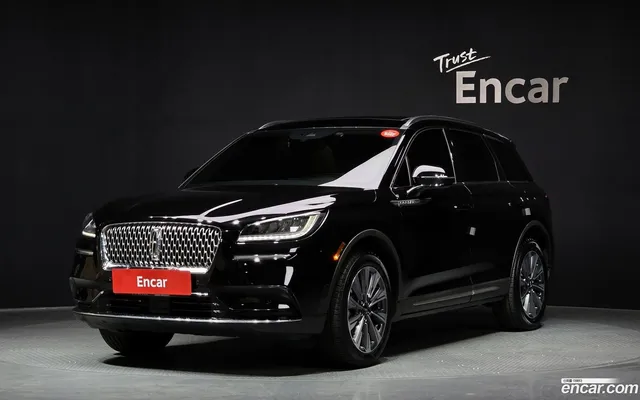 Lincoln Corsair 2.0 AWD — миниатюра 1