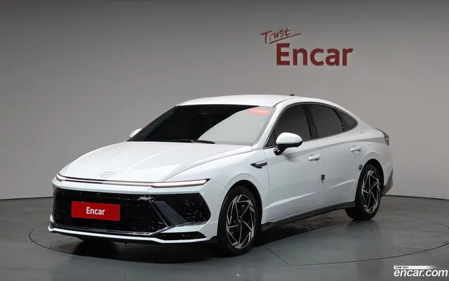 Hyundai (DN8) — миниатюра 1