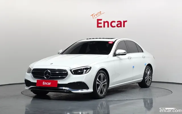 Mercedes-Benz E-Class (W213) E250 — миниатюра 1