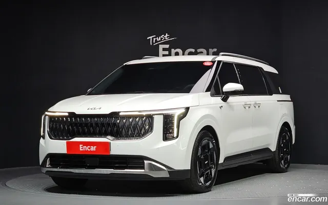Kia Carnival 7 — миниатюра 1