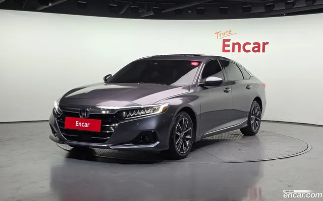 Honda Accord 1.5 — миниатюра 1