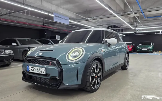 MINI Cooper S 5 — миниатюра 1