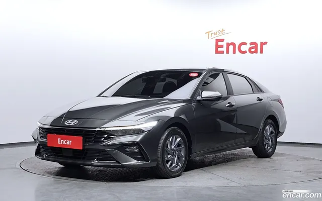 Hyundai Avante CN7 Hybrid — миниатюра 1