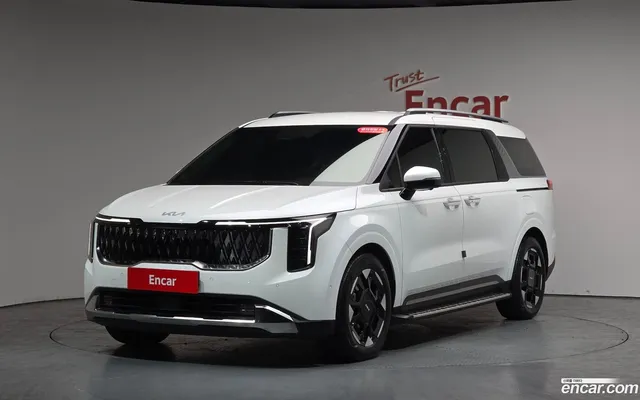 Kia Carnival 7 — миниатюра 1