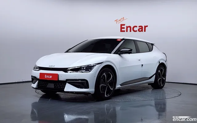 Kia EV6 — миниатюра 1