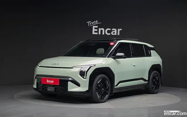 Kia EV3 2WD — миниатюра 1