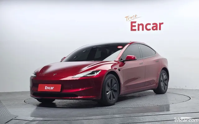Tesla Model 3 AWD — миниатюра 1