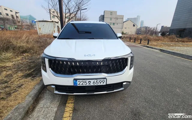 Kia Carnival HEV 9 — миниатюра 1