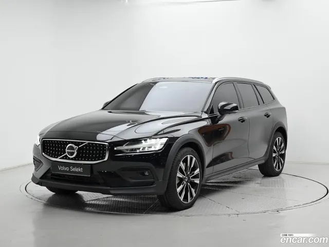 Volvo V60 2 B5 AWD — миниатюра 1