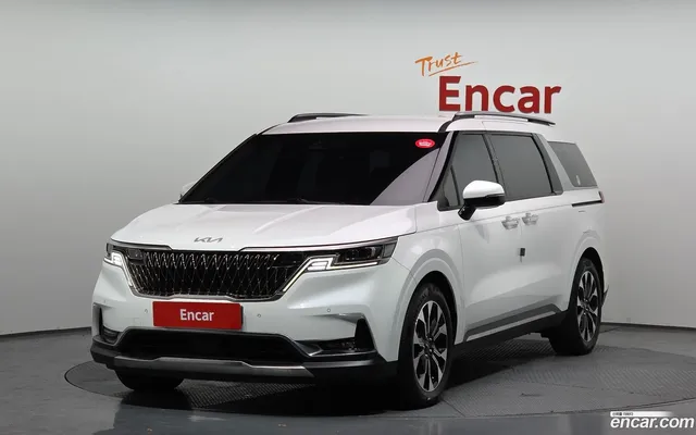 Kia Carnival 9 — миниатюра 1