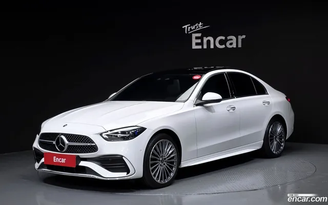 Mercedes-Benz C-Class (W206) C300 AMG Line — миниатюра 1