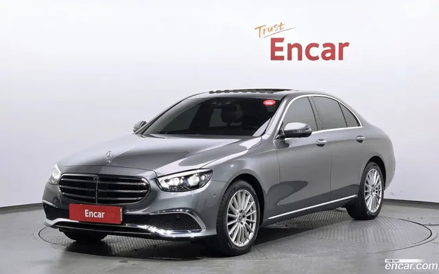 Mercedes-Benz E-Class (W213) E250 — миниатюра 1