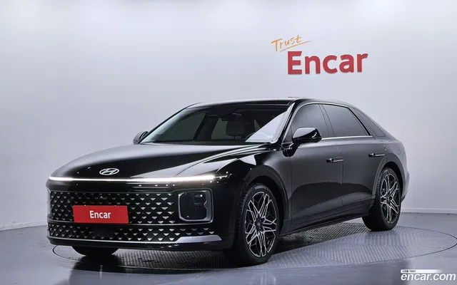 Hyundai Grandeur Hybrid (GN7) — миниатюра 1