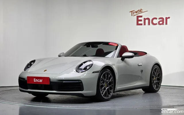 Porsche 911 (992) — миниатюра 1