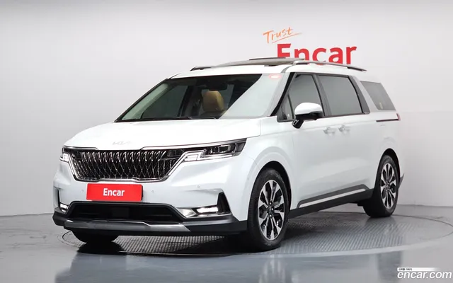 Kia Carnival 7 — миниатюра 1