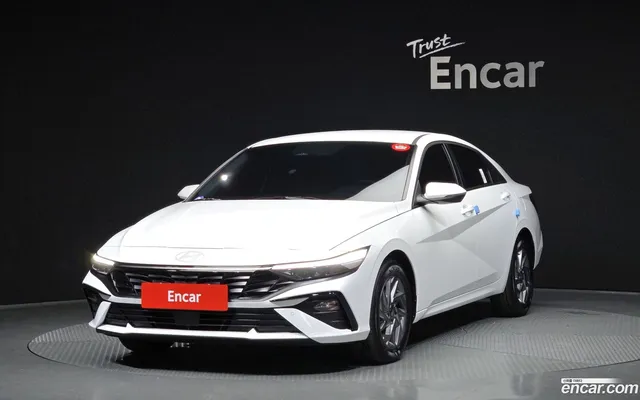 Hyundai Avante CN7 Hybrid — миниатюра 1