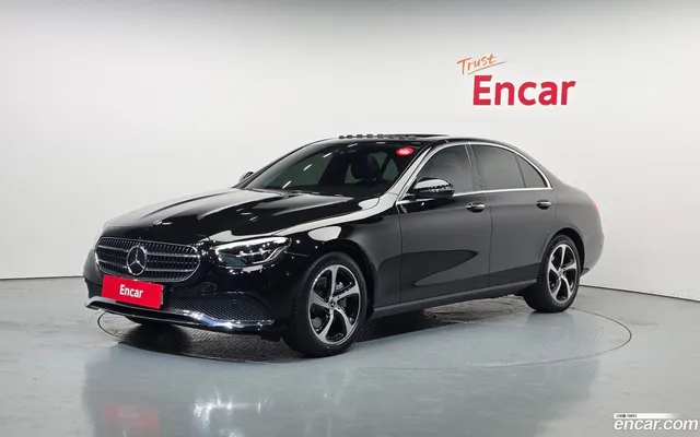 Mercedes-Benz E-Class (W213) E250 — миниатюра 1