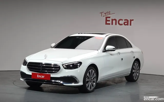 Mercedes-Benz E-Class (W213) E350 4MATIC — миниатюра 1