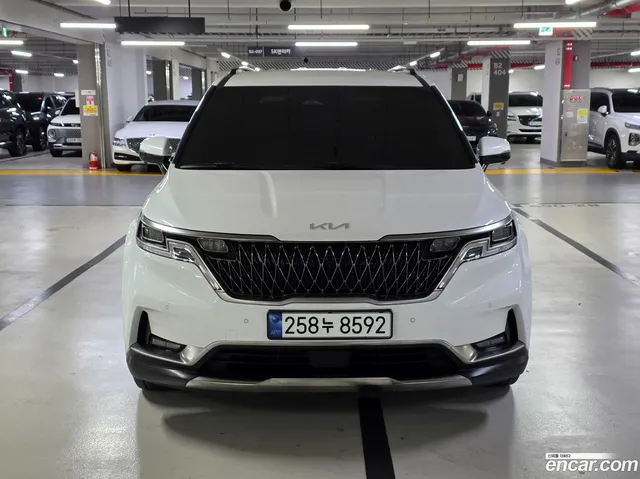 Kia Carnival 9 — миниатюра 1