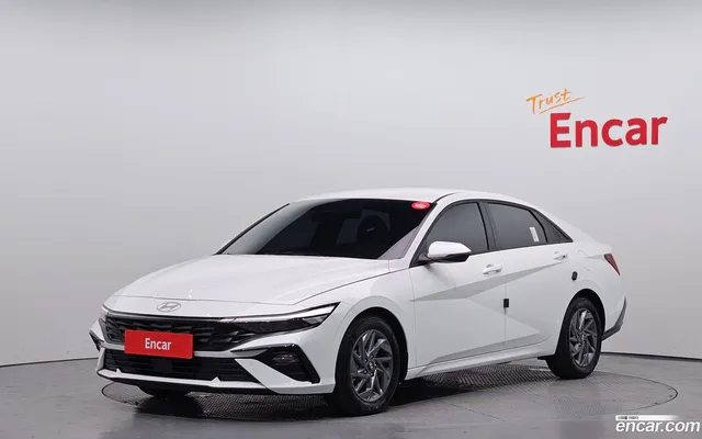 Hyundai Avante CN7 Hybrid — миниатюра 1