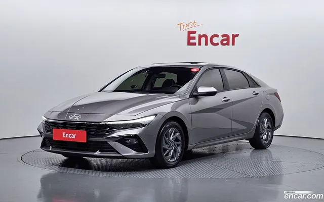 Hyundai Avante CN7 Hybrid — миниатюра 1