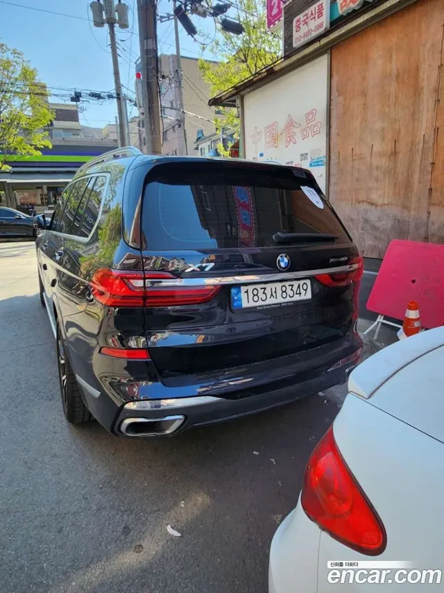 BMW X7 (G07) xDrive 40i M 6 — миниатюра 1