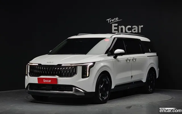 Kia Carnival HEV 9 — миниатюра 1