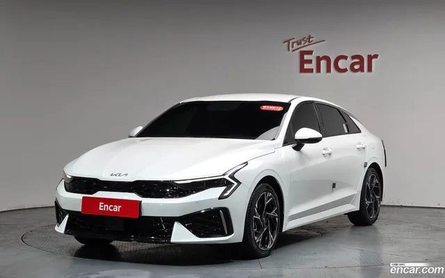 Kia K5 Hybrid — миниатюра 1