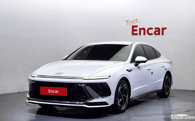 Hyundai (DN8) 1.6 — миниатюра 1