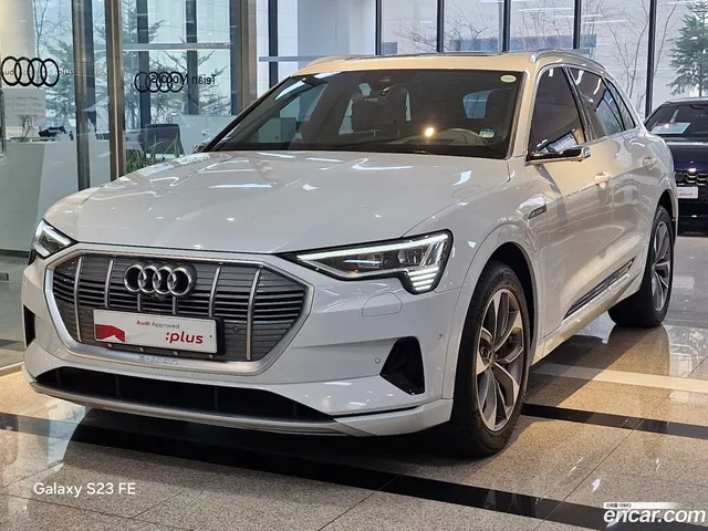 Audi e- 55 — миниатюра 1