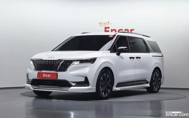 Kia Carnival 7 — миниатюра 1