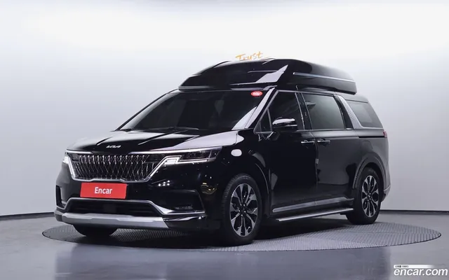 Kia Carnival 7 — миниатюра 1